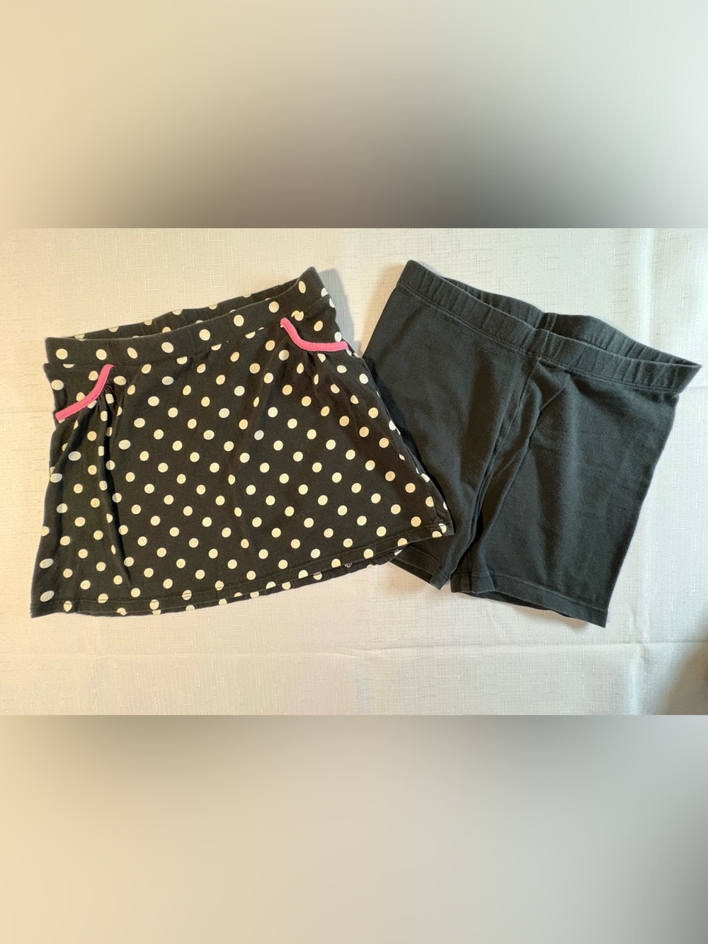 Faded Glory Black w White Polka Dot Skirt & Pink Piping; Bonus Cartwheel Shorts